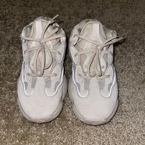 Yeezy 500 blush